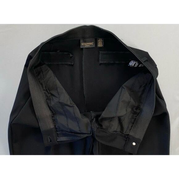 Chico's So Slimming Flex Waist Pinch Front Ponte Knit Pants. Black, 2.5R (14) - Picture 7 of 9